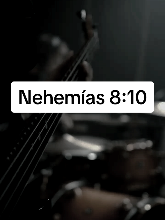 “El gozo del Señor es mi fortaleza.” Nehemías 8:10 #versículosdiarios #jóvenescristianos #hagamosviralajesus #reflexiones #jesusisking 