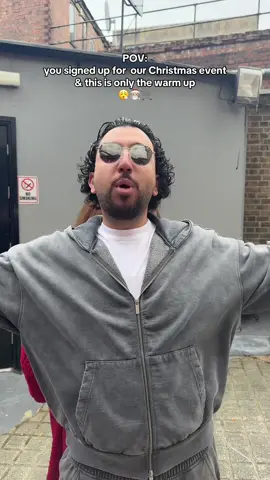 SIGN UP TO OUR KEY LIVE EVENT this Saturday 6pm 🎄🎅🏼🛍️  #wakeupchallenge #dancing #dancechallenge #tiktokmademebuyit #fyp 