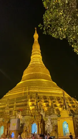 “The Glorious Shwe Dagon Pagoda in Myanmar” #shwedagon #pagoda #myanmar 