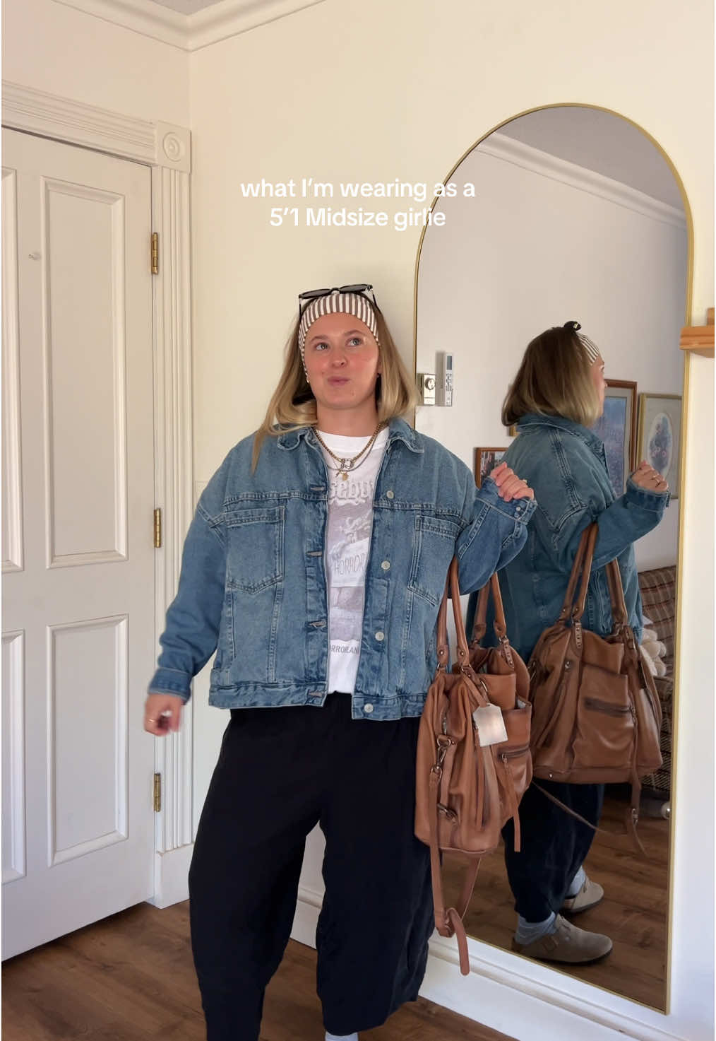 Feelin cute and comfy 💙 #OOTD #whatimwearing #outfits #midsizefallfashion #midsizeoutfits #midsizeoutfitinspo #midsizestyle #midsizefallstyle #midsized #fallfashion #falltransitionoutfit #transitionoutfit #freepeoplestyle #baggystyle #oversizedshirt #baggylooks #jeanjacket #petiteoutfit #petitefashion #denimjacket #oversizedjacket #baggydenimjacket #barrelpants #outfitswithjolene #ootdwithjolene #outfitoftheday #fyp #viral #trendy #CapCut