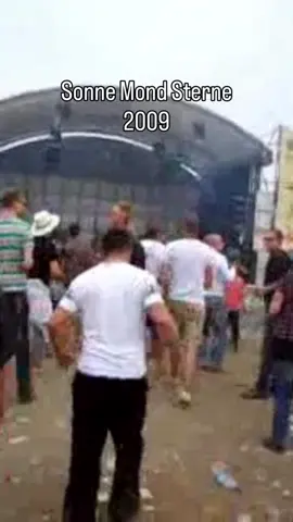 Teil 2: Putzen früh am Morgen 🤪 #sonnemondsterne #2009 #festivals #party #feiern 