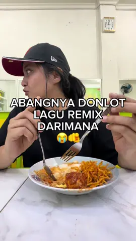 siapa yg remix lagunya 😭🫵 #fyp #viral #jj #kamisrojali #mallmegadeals 