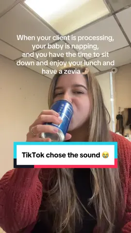 TikTok chose the sound 😭 When you have a few moments to yourself while your client is processing + your baby is napping, that is top tier 🙌🏼  Being a working mom where everyday is bring your child to work day comes with its own challenges. But I absolutely love being able to be with her everyday and I wouldn’t trade it for the world. 🤍 Remember that how your day goes is all about perspective. Appreciate the little blessings in your day to day.  • #workingmom #hairbylima #njhairstylist #zevia #hairstylisttok 
