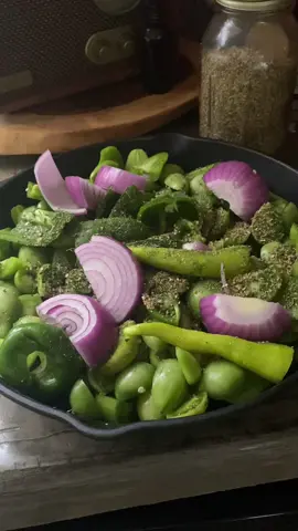 Roasted green tomato salsa! With the morning freeze coming I picked all my green tomatoes and needed something to do with them. It turned out delicious and all my garden veggies didn’t go to waste! You can use it on chips or like a salsa verde and put it in fish or meats. #greentomatosalsa #nothinggoestowaste #clearingoutthegarden #homesteading #canningsalsa