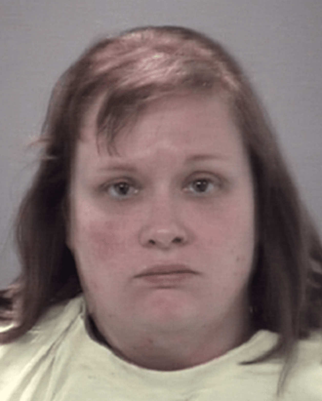 Una maestra de Florida fue arrestada tras confesar que estranguló a su hijo de seis años.