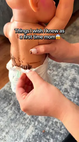 Little hacks every parent needs 🚽 #momhacks #MomsofTikTok #momlife #useful #lifehacks 