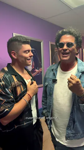 Con Carlos Vives en los Bilboards