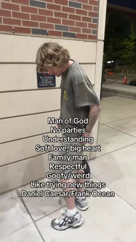 just a little bit that sums me up #danielcaesar #frankocean #fyp #manofGod #Love 