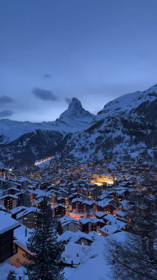 Zermatt Switzerland 🇨🇭 #zermatt #switzerland #snow #badbunny #wintervibes 