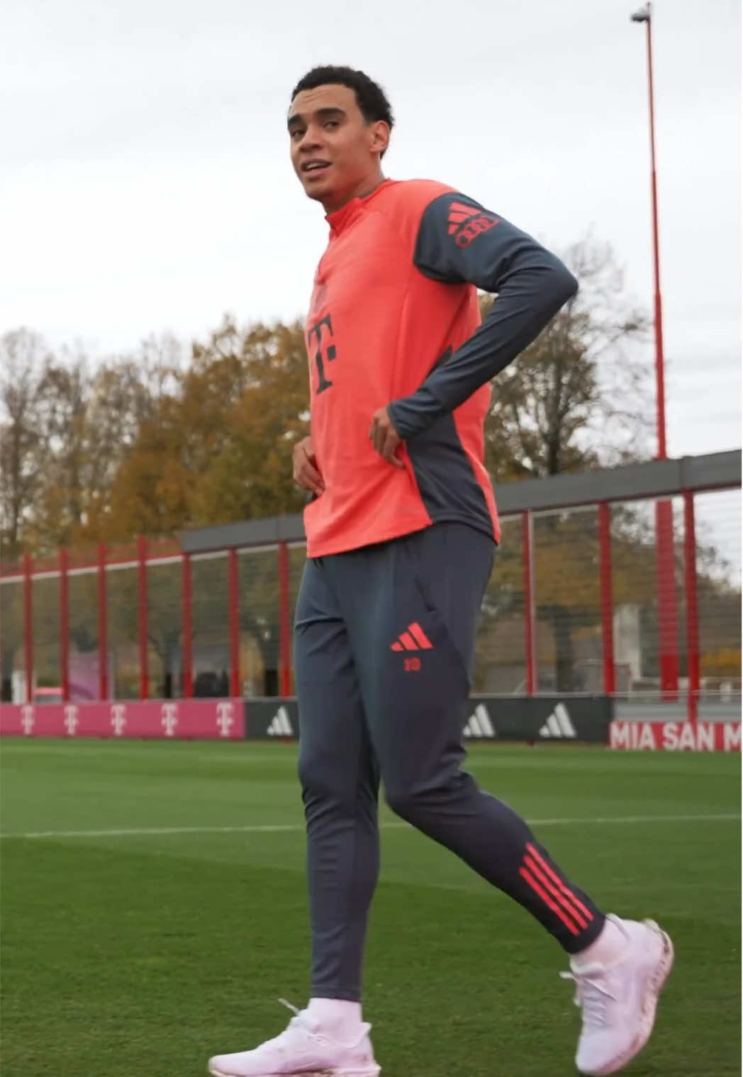 Jamal Musiala's recovery after injury is going well at Bayern's training ground #musiala #jamalmusiala #musialamagic #fcbayern #miasanmia 