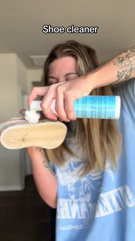 Use this to clean up your shoes and make them look new again #shoecleaner #toddlershoes #kidsshoes #shoes #momhacks 