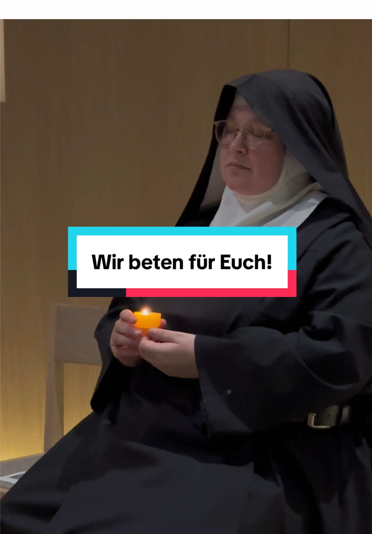 Als Nonne betet man. Für die Welt, für das Leben und für die Mitmenschen! Schreibt eure Gebete in die Kommentare und die Nonnen vom Hasetor nehmen eure Gebete mit in ihr Gebet. #bistumosnabrück #bistumosnawow #nonnen #klostertok #beten 
