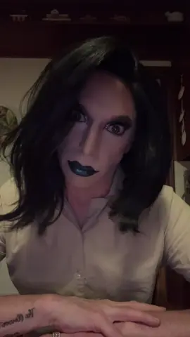 #morningperson #dragqueen #tiaramisue #zackcody #donttalktillivehadmycoffee 