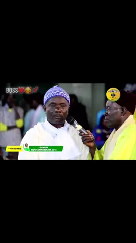 MAME MAKHTAR KEBE 🤍🤍 Allah est la Lumière éternelle, L’homme, une étincelle de Sa clarté. Allah est le Maître des mondes, L’homme, un voyageur sur le chemin de Sa volonté. De la poussière, Allah fit un être vivant, Et dans son cœur, Il plaça la foi. Chaque souffle de l’homme est un rappel, Que nul n’est grand sinon Allah. Quand l’homme s’incline, il s’élève, Quand il oublie, il s’égare. Mais quand il revient à Allah, Il retrouve la paix de son âme. #pourtoii #papemakhtarkébé #islamic_video #sen #allah 