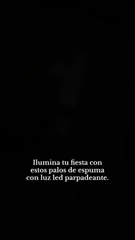 Tienen 3 modos de parpadeo de colores: rápido, lento y alterno 🥳🎉#fiestaparty #ledfoamsticks #partydecorations  #foamsticks #glowcolors 