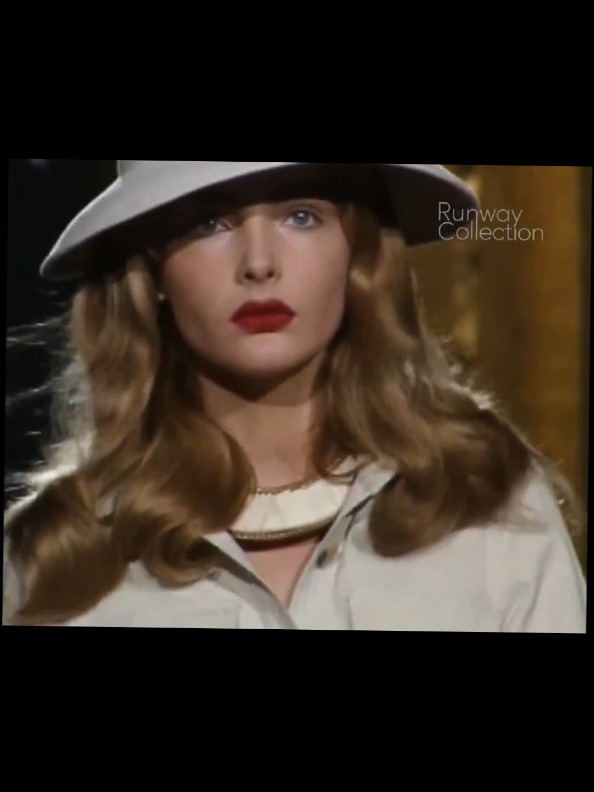 #snejanaonopka #Runway #model #fyp #2000s 