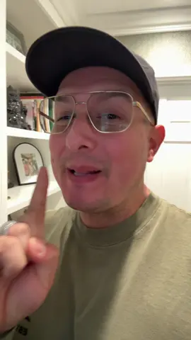 Serisouky…. WHY does this always happen at the worst times? #tips #pimple #OhNo #whyme #worsttiming 