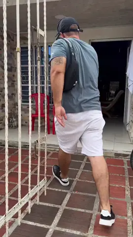 Cuando llega el hombre de la casa😂🤣 #lacosteña #viralvideo #humor #viral #viralress 