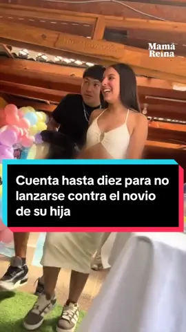 Cuenta hasta diez para no lanzarse contra el novio de su hija #viral #vida #anecdota #truestory