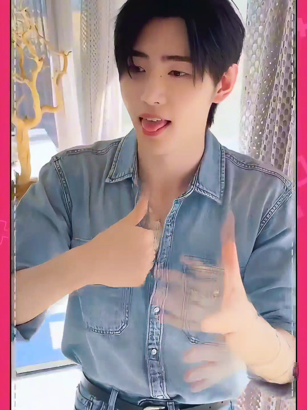 Sunghoon doing Gwiyomi🫰 watch till the end 😆 #sunghoon #enhypen #engene #DINCON30TH #DICON 