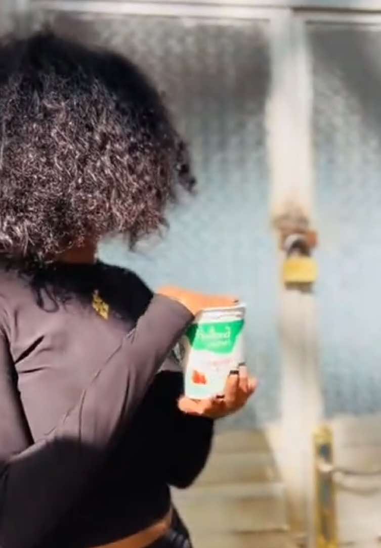 Woy kumar🤭 #tiktoknewfeatures #holland diary #holland yoghurt @Holland Dairy @neba habesha @erma @lulan(Netsi)🌸 