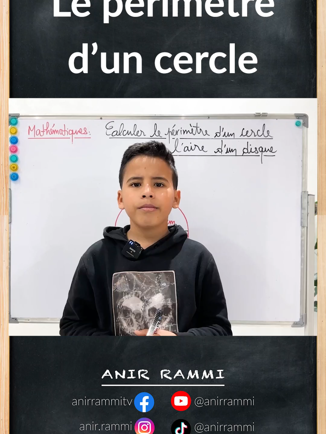 Nous allons voir et appliquer la formule permettant de calculer le périmètre d'un cercle à partir de son rayon r. #math #mathematics