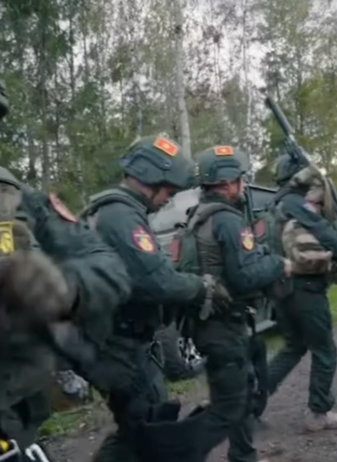đội này mạnh nhất rồi 🐧🇻🇳🇻🇳#military #toiyeuvietnam #quansu #viral #xuhuong 