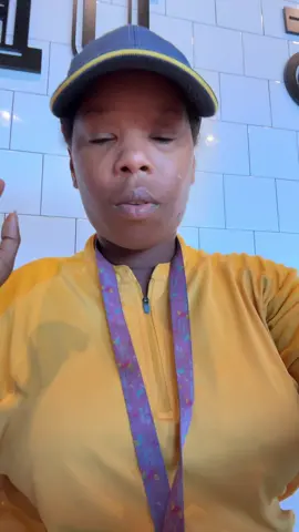 New spicy buffalo chicken sandwich #foodtiktok #fyp 