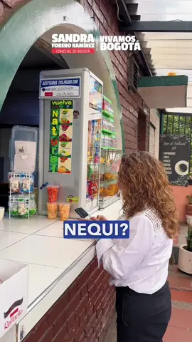 💸 Otro golpe del Gobierno de @petrogustavo a los tenderos. Preparan un decreto para cobrar una retención del 1,5% por cada pago hecho en Nequi, Daviplata o con código QR. Una medida injusta que castiga al emprendedor, al independiente y al tendero que se rebusca todos los días. Nos opondremos con toda la firmeza. #NoAlGolpeDigital #EconomíaPopular