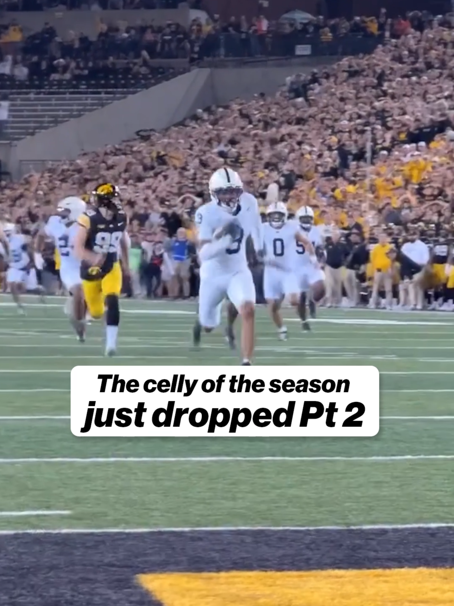 Everyone is doing the Rakai dance 🕺 #CFB #CollegeFootball #Rakaidance