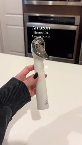 Every ice cream lover needs this scoop 🍨💫 TAP the link in my bio for the link >> KITCHEN FINDS  — #KitchenGadgets #IceCreamLover #AmazonMustHaves #KitchenEssentials #GadgetFinds 