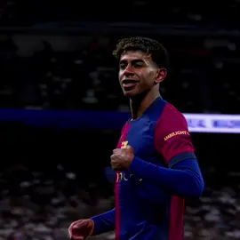 Barcelone is ready for the #ElClasico #barcelona #viscabarca 