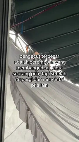Efort nya ga main” #koloseboco #tendawedding #fyppppppppppppppppppppppp #fypシ゚viral🖤tiktok #sadstory 