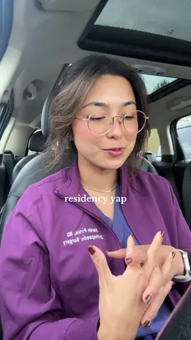 am I a derm girlie??  #doctor #womeninmedicine #orthopedicsurgeon #medicalstudent #residency 