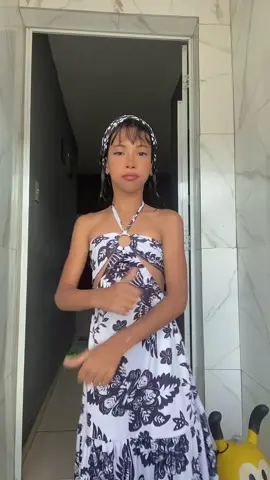 Uma dancinha pra vocês #dança #tiktok 