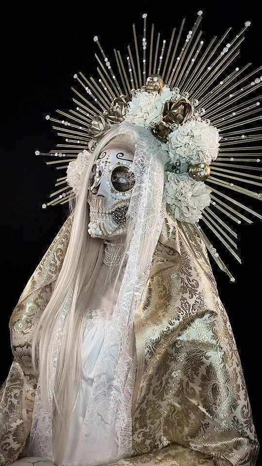 Ma version 2025 de la Santa Muerte, Catrina… #santamuerte #diademuertos #catrinamakeup #halloweenmakeup #halloweenmakeupideas 