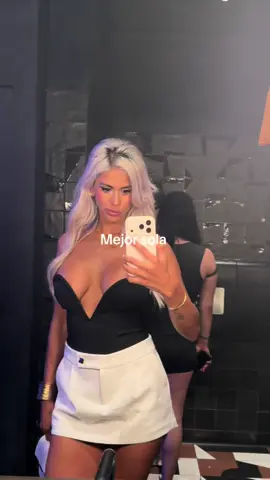 Mejor sola que mal acompaña 🤷‍♀️  #nightout #fresno #saizon #fypシ゚viral #california 