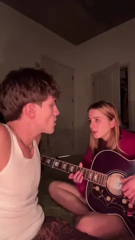 we’ve reached springsteen szn ❤️ @stuckinseptember @Marisa #couple #musicduo #imonfire #brucespringsteen #stuckinseptember 