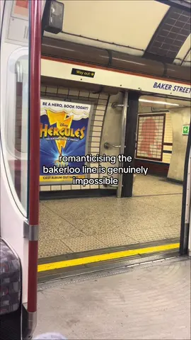 travelling like it’s 1976 #bakerlooline #tube #london #city #fyp 