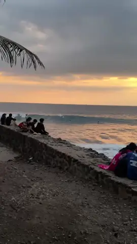 awak jaok #virał #surfing #fypage #xyzbca 