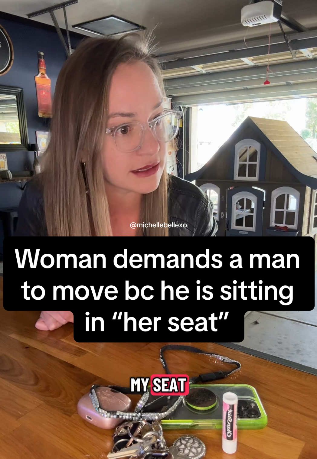 This is a true story from a bartender I know😂 #bartenderstories #barskit #barregulars #deerhuntingseason 