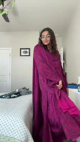 love this color!! #Diwali #browngirl #indianoutfits #diwalitransition 