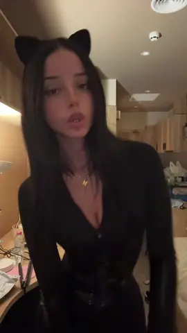 #halloweencostume #catwoman 