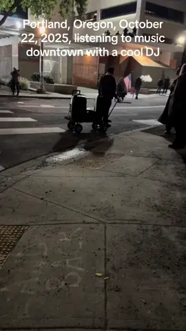 Exploring Portland, Oregon on my crutches October 22, 2025 we ran into a DJ  #ice  #portland  #fyp #tiktok #foryoupage 