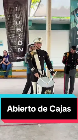 Roberto en el Abierto de Cajas CEFORBÁN 2025 #fypシ゚ #edb #banderosdecorazon #diademuertostiktokshop @Roberto Mejia2010 