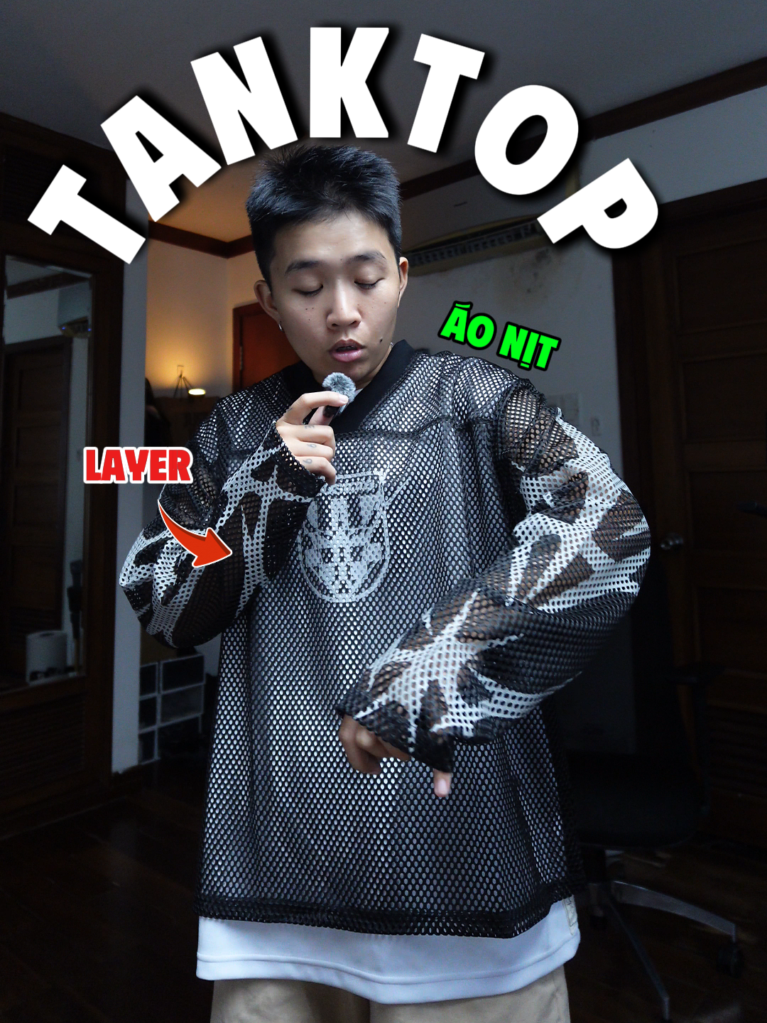 Tanktop nịt: áo nịt inside nhưng đôi khi cũng outside