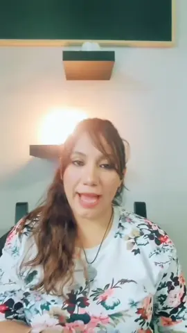 Este mantra me ayudó a liberar bloqueos y abrir el flujo del dinero en mi vida. ✨ Cada palabra tiene energía, y cuando la repites con fe, activas la frecuencia de la abundancia. 💫 Repítelo conmigo: “El dinero es energía, avanza hacia mí y he hecho espacio para su poderosa presencia.” Gracias, gracias, gracias. Así es, hecho está. 🙏💛 Comenta “DINERO FLUYENDO” si estás listo para recibir prosperidad sin límites.  #mantradelabundancia #poderinterior #dinero #prosperidad #manifestar #leydeatracción #graciasgraciasgracias #energíapositiva #danielaabundancia #asíeshechoestá #reprogramatumente #vibracionalta #mantramágico #fluyeconeluniverso