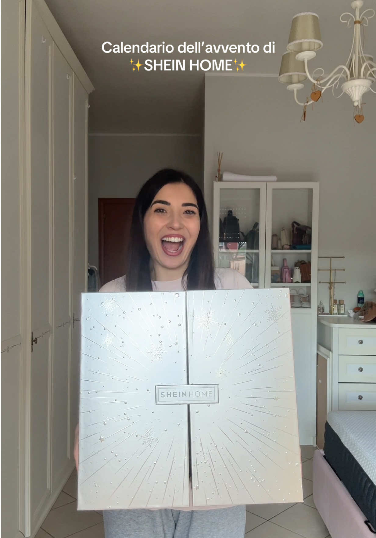 SHEIN HOME Calendario dell'Avvento, sorpresa di 24 regalini per le feste! Cerca #SHEINhome su website o APP per trovare l'offerta a tempo limitato, da ora fino al 20 novembre. @SHEIN Italy #SHEINhome #SHEINFeste2025 #SHEINsaveinstyle