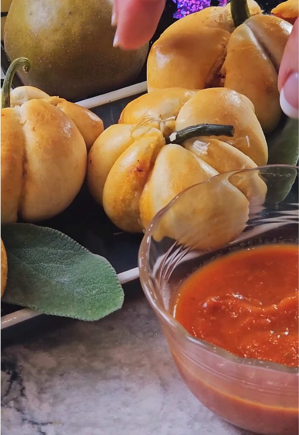 The mini pumpkins that are SLAYING the Internet 4 ingredients = Pure MAGIC #halloweenfood #partyfood #EasyRecipes #viralfood  #appetizers 