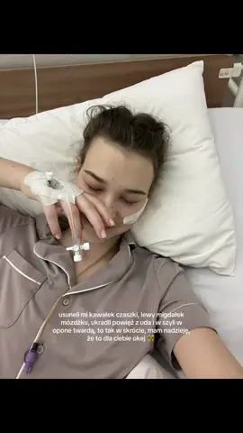 żyję!!!!! przeżyłam 3 operację głowy!!!! Profesor jest bardzo zadowolony z operacji!!! Najważniejsze, że jestem wybudzona!!! 🥹🥹🥹🥹 #chiarimalformation #chronicillnesswarrior #neurosurgery #brainsurgery #decompressionsurgery 